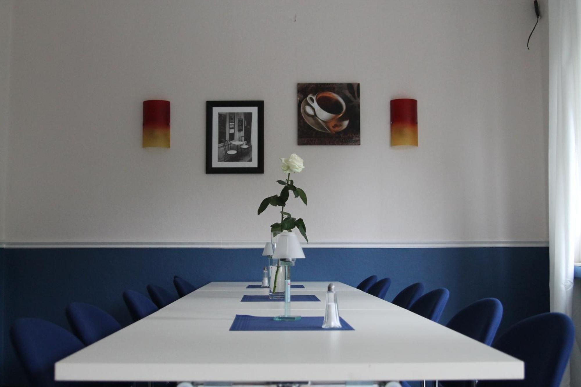 Seelze Smart Hostel By Landgasthof Velber 24H7D מראה חיצוני תמונה
