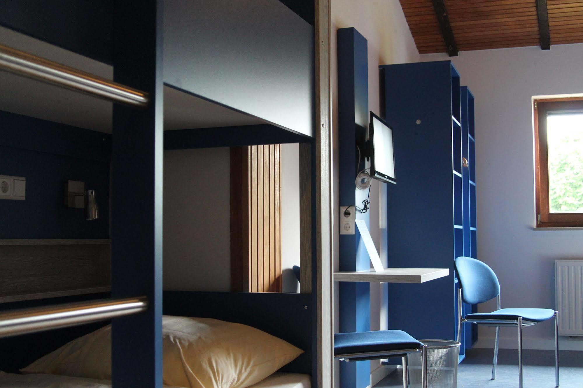 Seelze Smart Hostel By Landgasthof Velber 24H7D מראה חיצוני תמונה