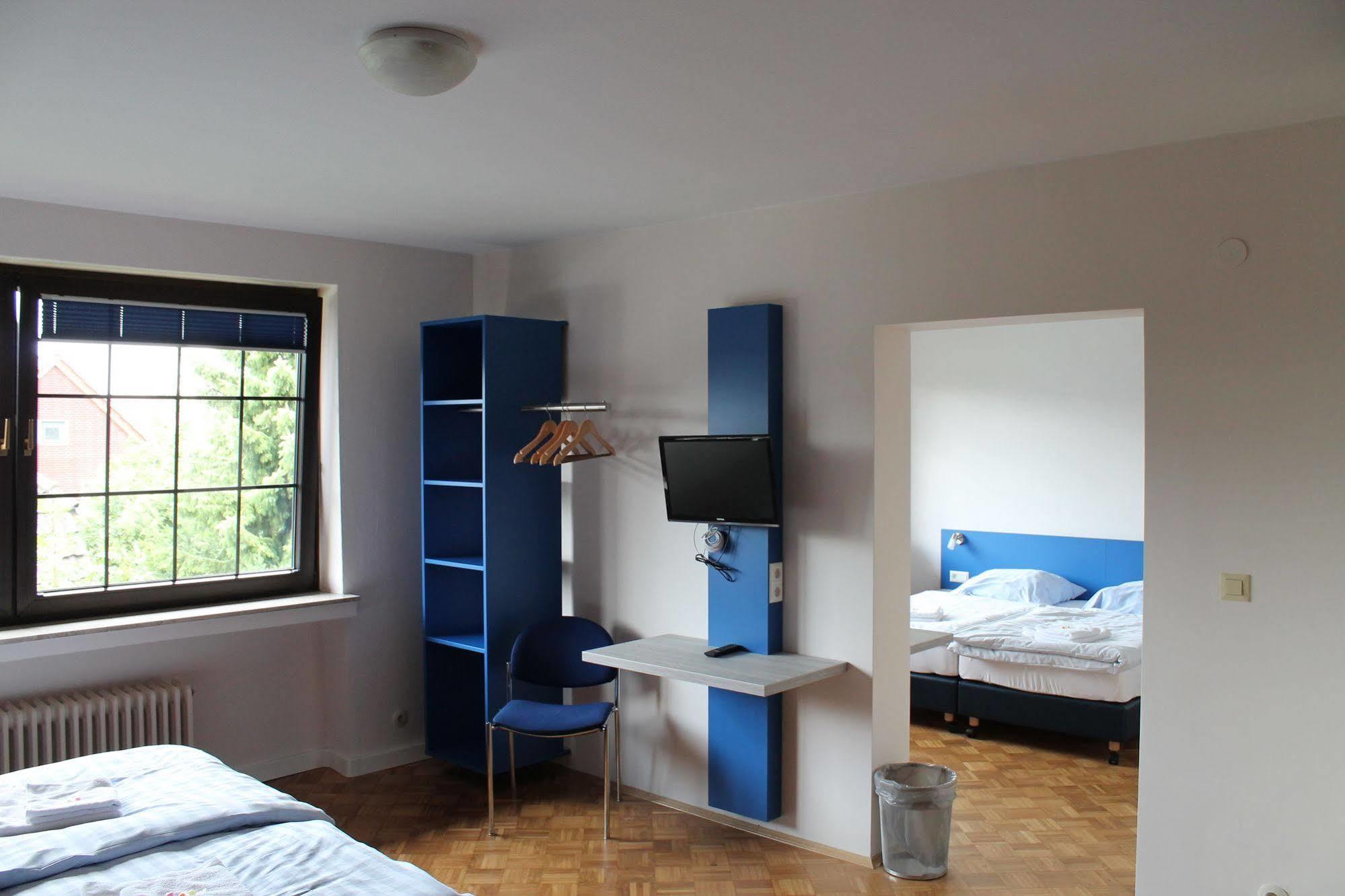 Seelze Smart Hostel By Landgasthof Velber 24H7D מראה חיצוני תמונה