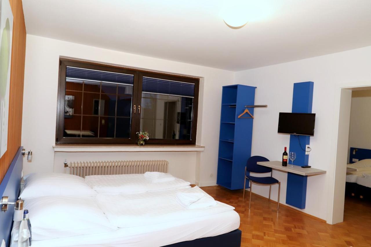 Seelze Smart Hostel By Landgasthof Velber 24H7D מראה חיצוני תמונה